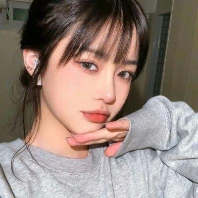 采蘑菇的夫妻